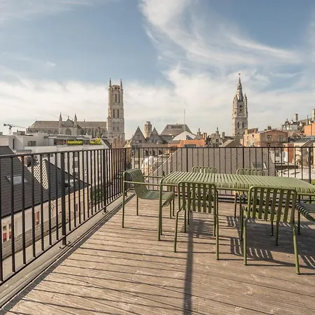 Cosy With Spectacular View From The Rooftop Apartamento