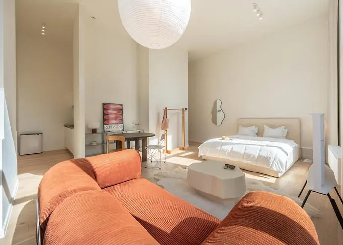 Cosy With Spectacular View From The Rooftop