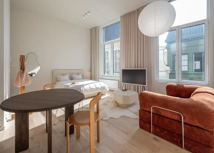 Cosy With Spectacular View From The Rooftop *