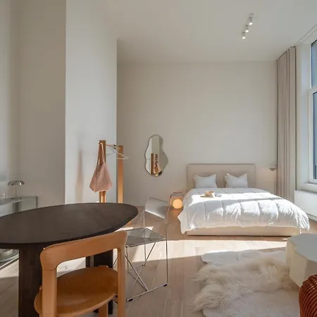 Cosy With Spectacular View From The Rooftop *