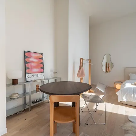 Διαμέρισμα Cosy With Spectacular View From The Rooftop *