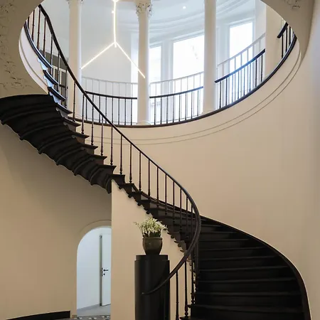 Cosy With Spectacular View From The Rooftop Γάνδη